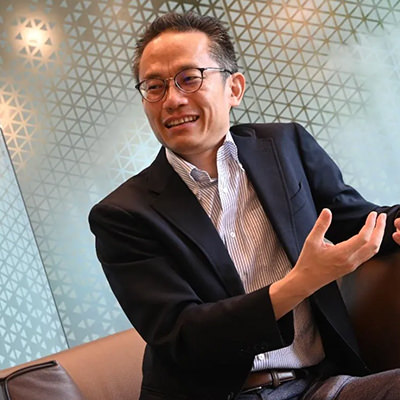 藤原 照世 氏