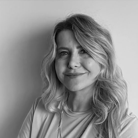Suna Akbayir